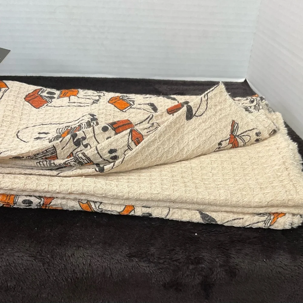 Rachel Zoe Beige, Orange and Black Ghost Reading Book Kitchen Towel (set of 3)